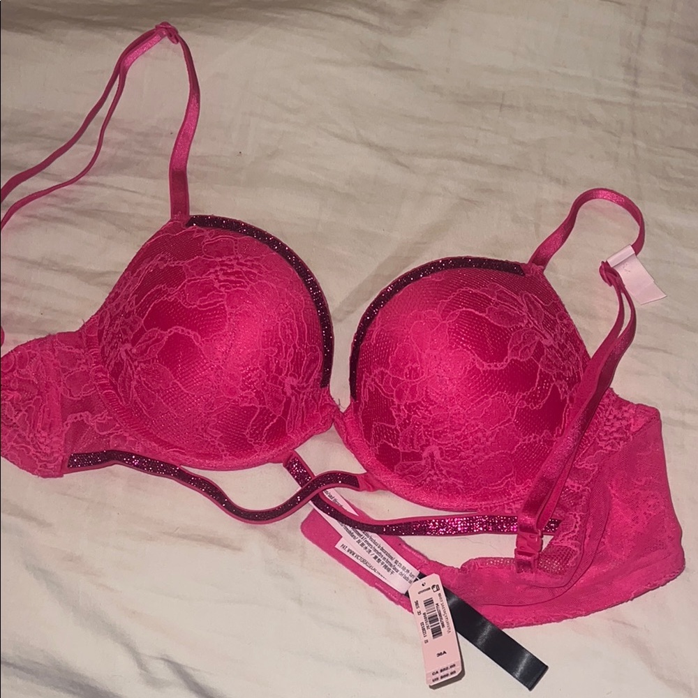 Victoria's Secret Pink Floral Underwire Bra